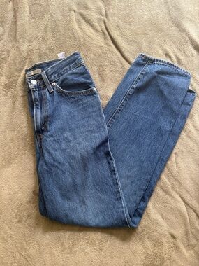 94 baggy Levi’s